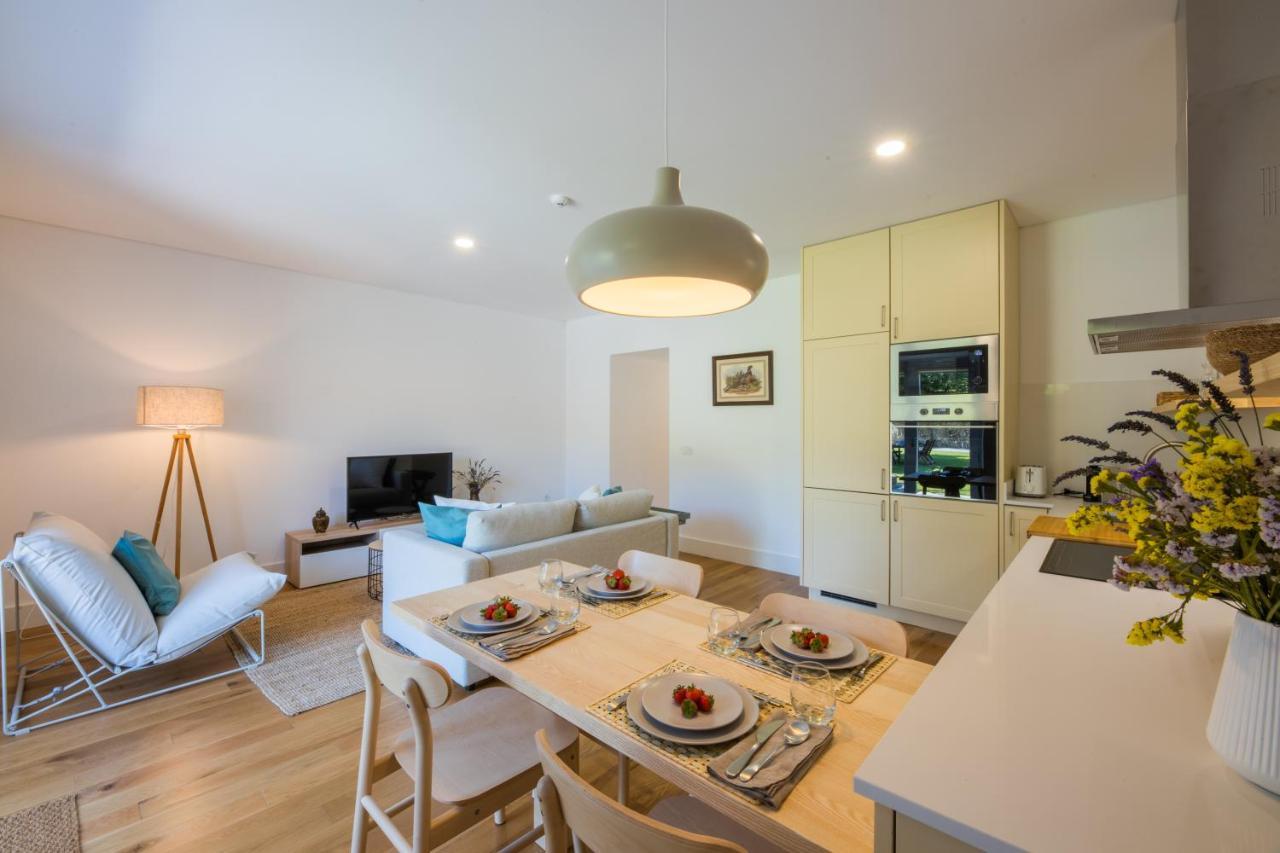 Ferienwohnung Linden Tree House A And B Caldelas Exterior foto