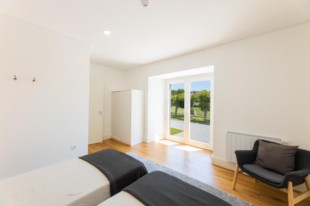 Ferienwohnung Linden Tree House A And B Caldelas Exterior foto