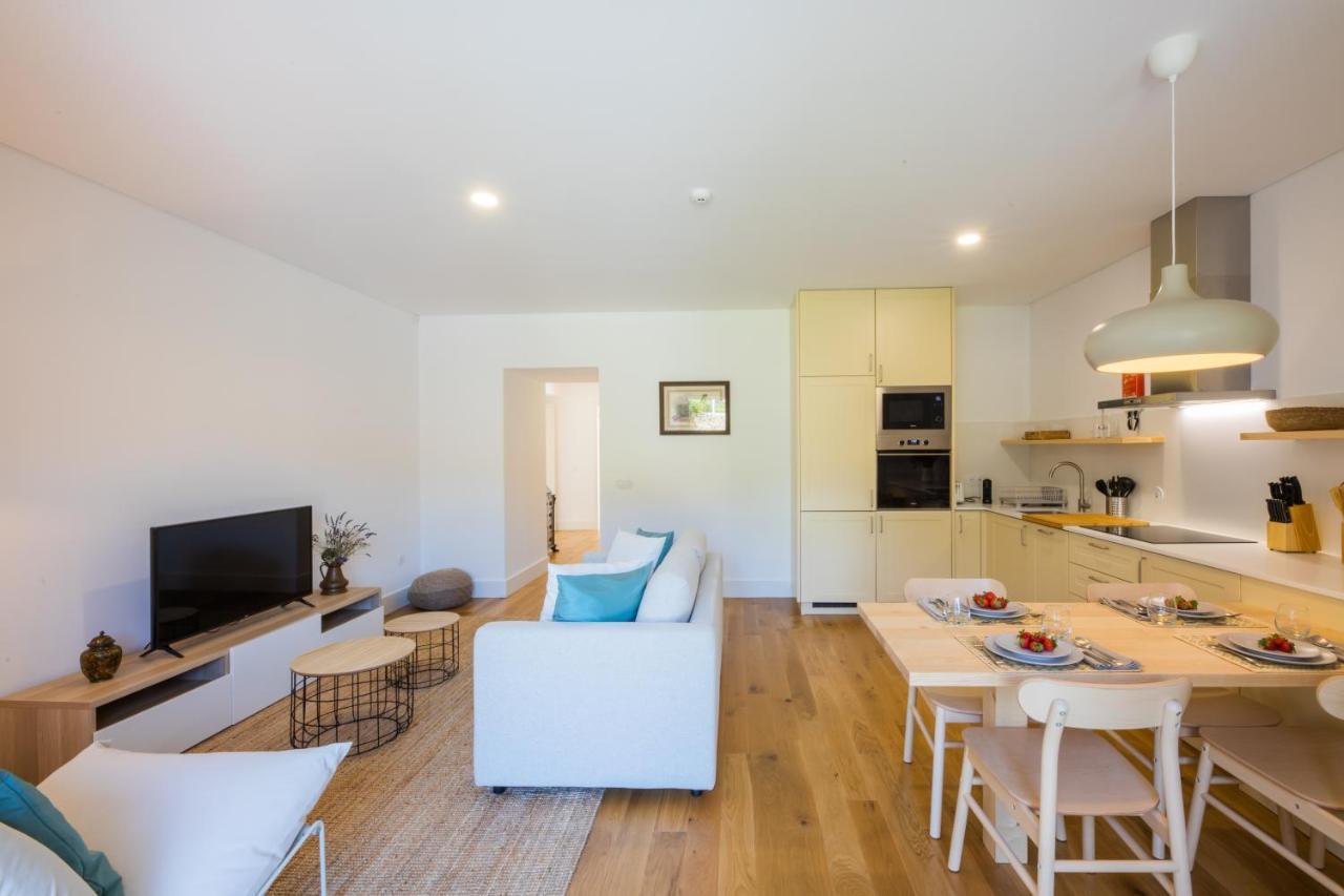 Ferienwohnung Linden Tree House A And B Caldelas Exterior foto